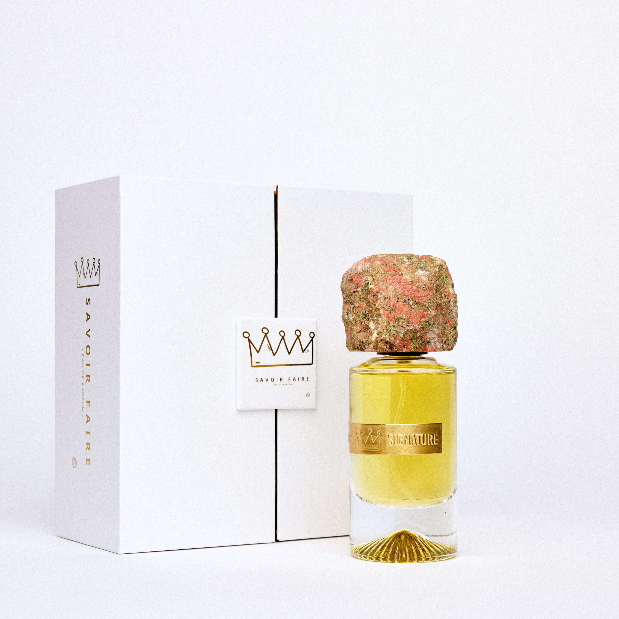 SIGNATURE eau de parfum - Image 2